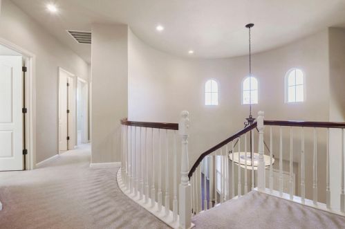 2044 Sugarbowl Way, Lodi CA  95242-4752 exterior