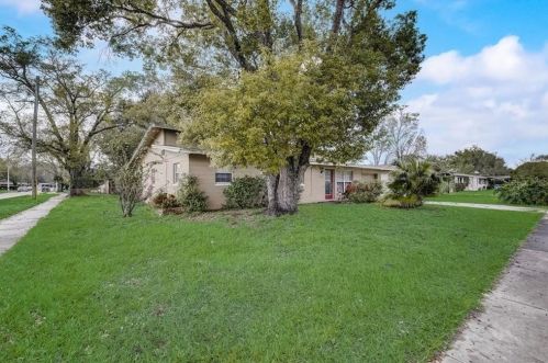 458 Fanfair Ave, Orlando, FL 32811-3842