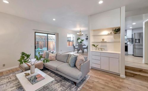 86 Redding Rd, Campbell, CA 95008-6744