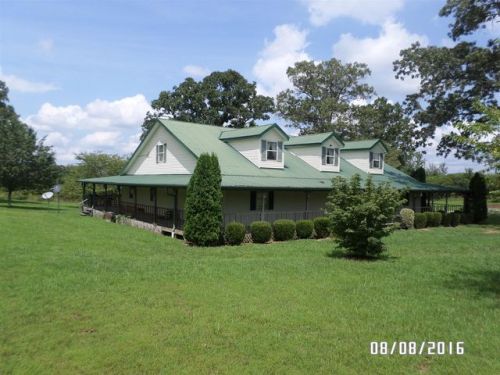 461 Christopher Ln, Lawrenceburg, TN 38464-6783