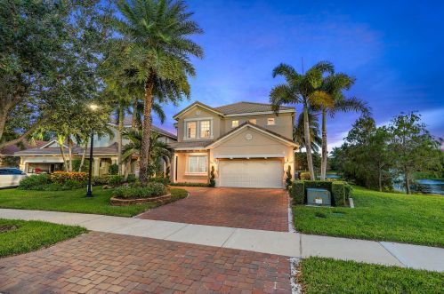 12097 Aviles Cir, West Palm Beach, FL 33418-8985