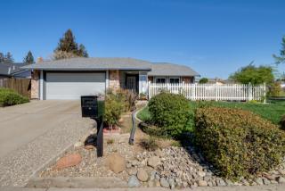 4515 Lineras Way, Sacramento, CA 95823-5011