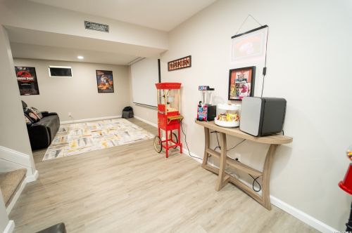 69 Rogues Path, Huntington Station NY  11746-2737 exterior