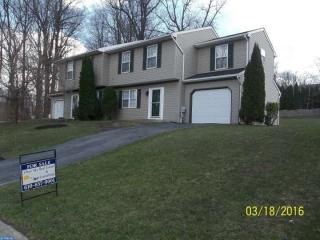 490 Catherine Dr, Parkesburg, PA 19365-1179