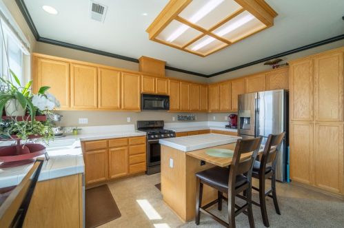 2937 Gambler Hill Ct, Riverbank CA  95367-9453 exterior