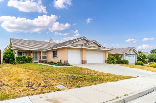 29460 Tours St, Lake Elsinore, CA 92530-7334