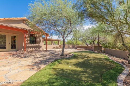 7839 Dixileta Dr, Scottsdale AZ exterior