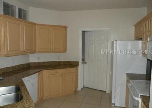 3577 Conroy Rd, Orlando, FL 32839-2419