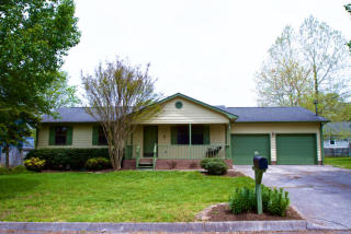 2012 Merle Ln, Knoxville, TN 37931-4500