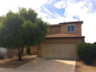 7350 Nevil Dr, Tucson, AZ 85746-2564