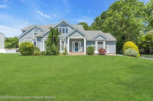 734 Durham Ter, Bricktown, NJ 08724-1064