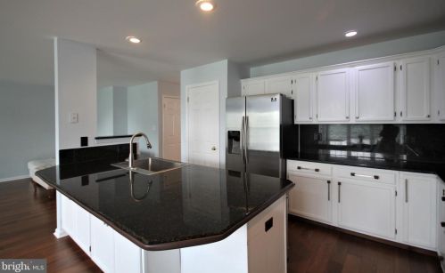 118 Shoal Creek Dr, Blue Bell PA  19422-3250 exterior