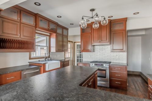 4301 Campbell Trce, Chenequa WI  53029-8846 exterior