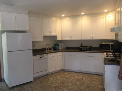 578 Old Sherman Hill Rd, Woodbury CT  06798-4007 exterior
