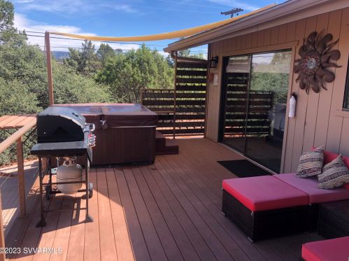 40 Pinon Dr, Sedona AZ 86336-5047 exterior