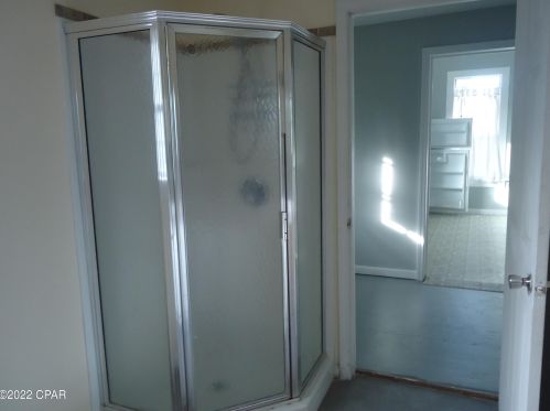 2919 Caledonia St, Marianna FL  32446-3366 exterior