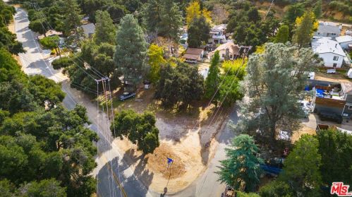 39144 Calle Del Sur, Santa Clarita CA  91390-1006 exterior