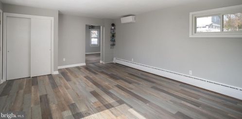 24 Poland St, Trenton NJ  08638-2328 exterior