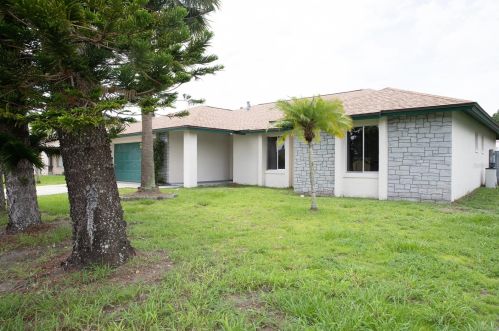 12242 Medan St, Orlando, FL 32837-9563