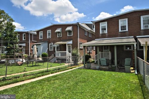 607 Noble St, Norristown PA  19401-5530 exterior