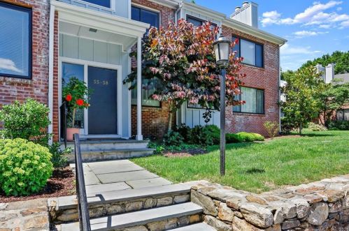 58 Hills Ln, Westport, CT 06880-2907