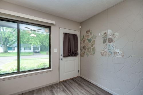 1264 Frayne Dr, New Carlisle OH  45344-2816 exterior