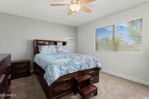 2519 Bluefield Ave, Phoenix AZ  85032-8004 exterior