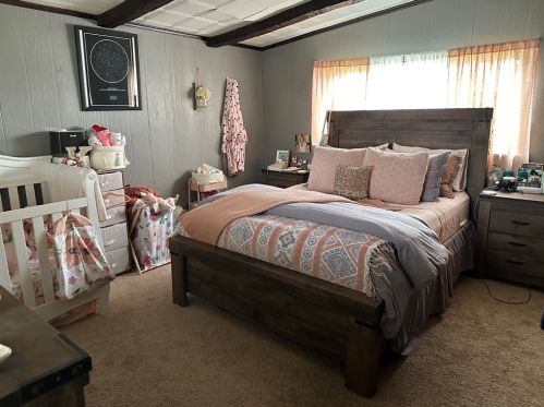 1616 Thorpe St, New Castle PA  16101-5144 exterior