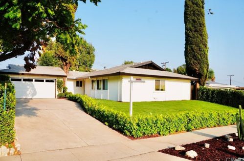 882 Silverwood Ave, Upland, CA 91786-4147