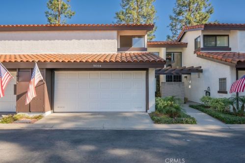 5034 Atherton St, Long Beach, CA 90815-3721