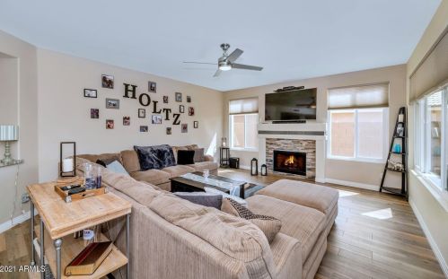 17450 45th St, Phoenix AZ 85032-1553 exterior