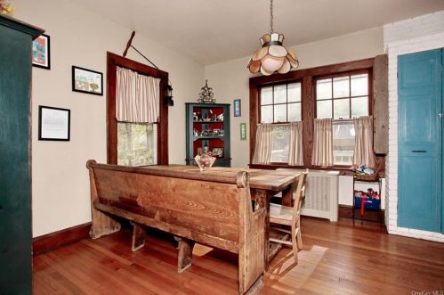 226 Old Mill Rd, West Nyack NY  10994-1414 exterior