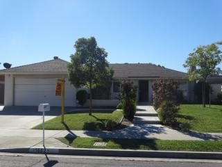 1602 Oak Hill Ct, Ontario, CA 91761-6331