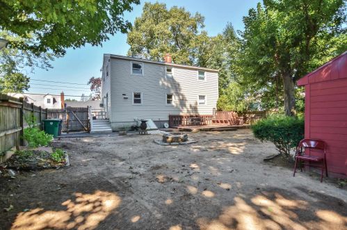 32 Fairview Ave, Nashua NH 03060-4105 exterior