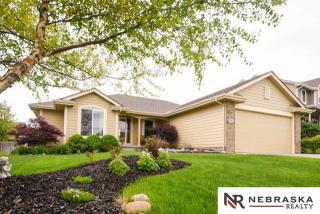 9209 170th St, Omaha, NE 68136-1329