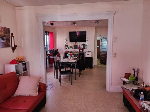 38 Atlantic Ave, Providence RI 02904-3249 exterior