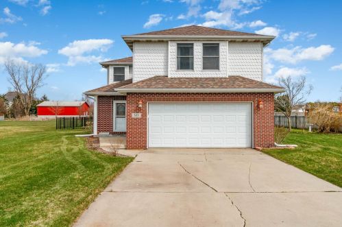 563 Fox Burrow Ct, Valpo, IN 46385-8845