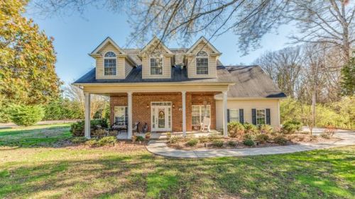 4610 Fulton Dr, Knoxville, TN 37918-4459