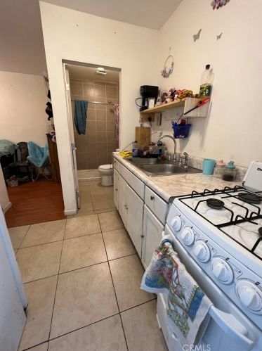 2358 El Segundo Blvd, Compton CA  90222-2202 exterior