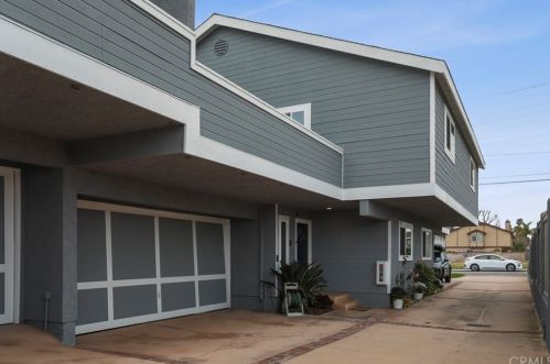 2511 Rockefeller Ln, Redondo Beach CA  90278-3808 exterior