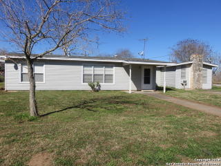 989 Coleman St, Poteet, TX 78065-4248