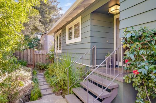 2202 Cipriani Blvd, Belmont, CA 94002-1536