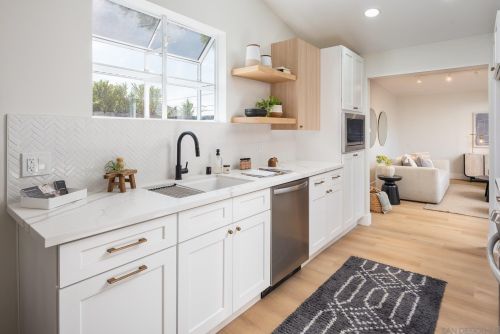 6623 Ballinger Ave, San Diego CA  92119-1822 exterior