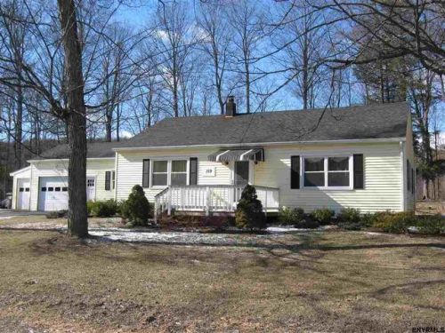 159 North Rd, Clarksville, NY 12041-1229
