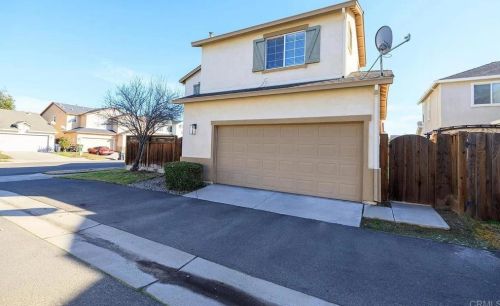 4237 Ivory Ln, Turlock CA  95382-7430 exterior