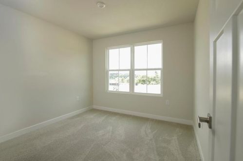 274 Smith Ln, Beaver Falls PA  15010-1238 exterior