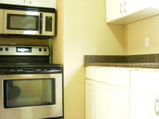 83 Cooper St, Memphis TN  38104-4212 exterior
