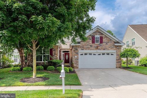 4 Highland Ct, Auburn, NJ 08085-2576