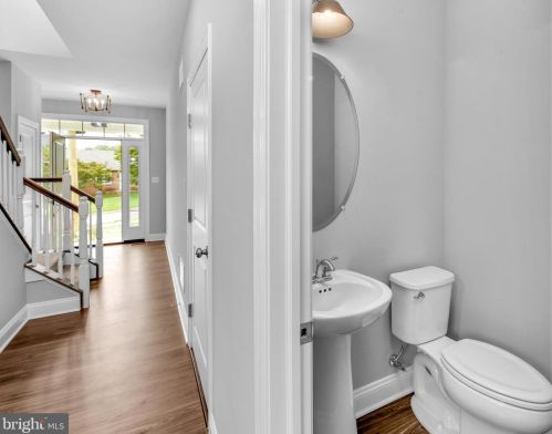 706 Hornblende Ave, Kennett Sq PA  19348-3614 exterior