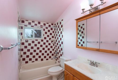 50 Piedmont Dr, Old Bridge NJ  08857-2216 exterior